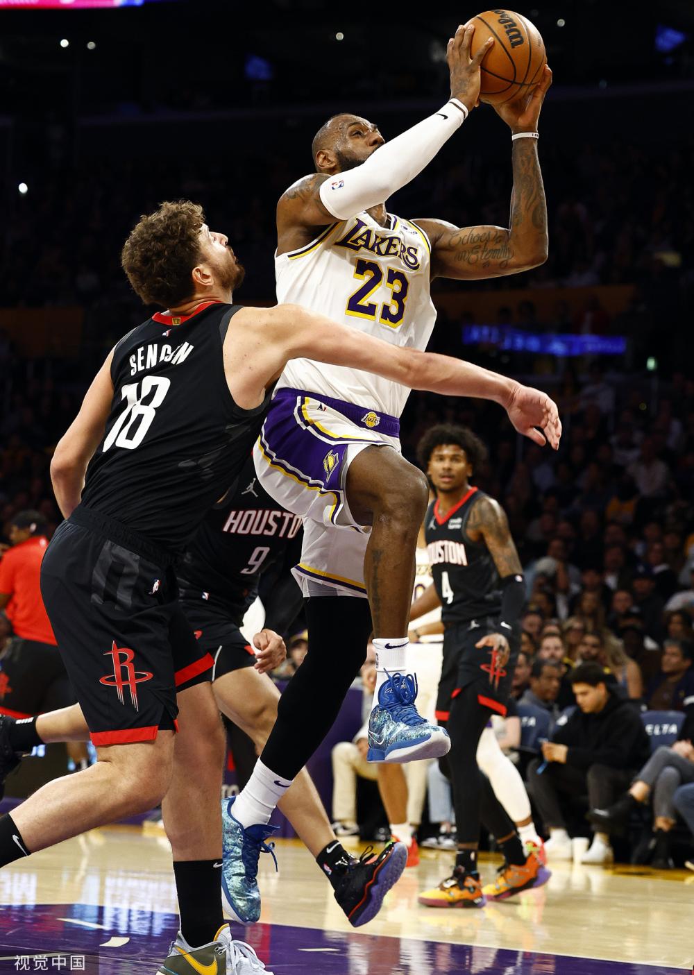 特别是在面 特别是在面